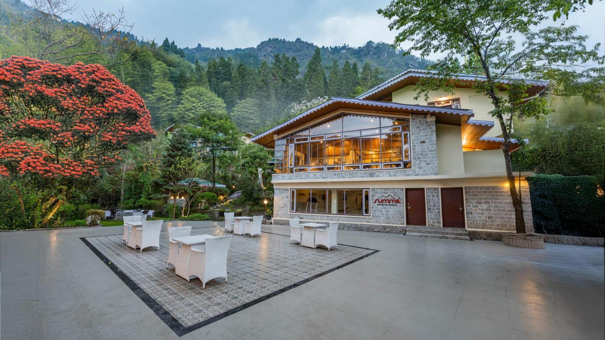 Summit Norling Resort & Spa Gangtok Esterno foto